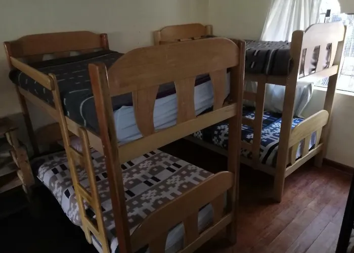 Casa De Pajaros Hostel